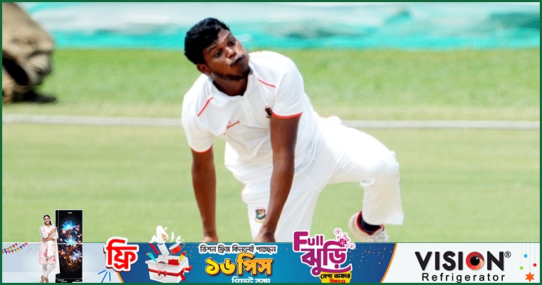 ৭ উইকেট নিয়ে একাই প্রোটিয়াদের ধসিয়ে দিলেন রাকিবুল