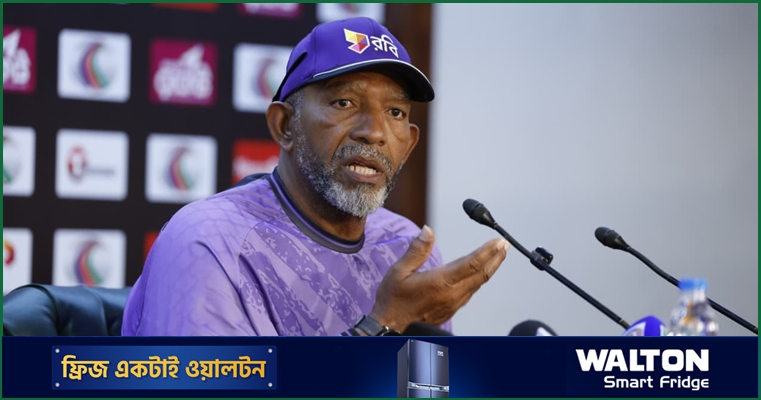 'ইমোশনাল' নন সিমন্স, ওয়েস্ট ইন্ডিজকে দেখছেন প্রতিপক্ষ হিসেবেই